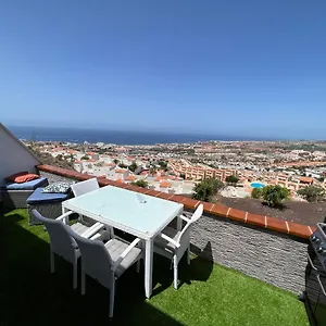 2 Bedroom With Breathtaking View Of The Sea - Sunset Apartment